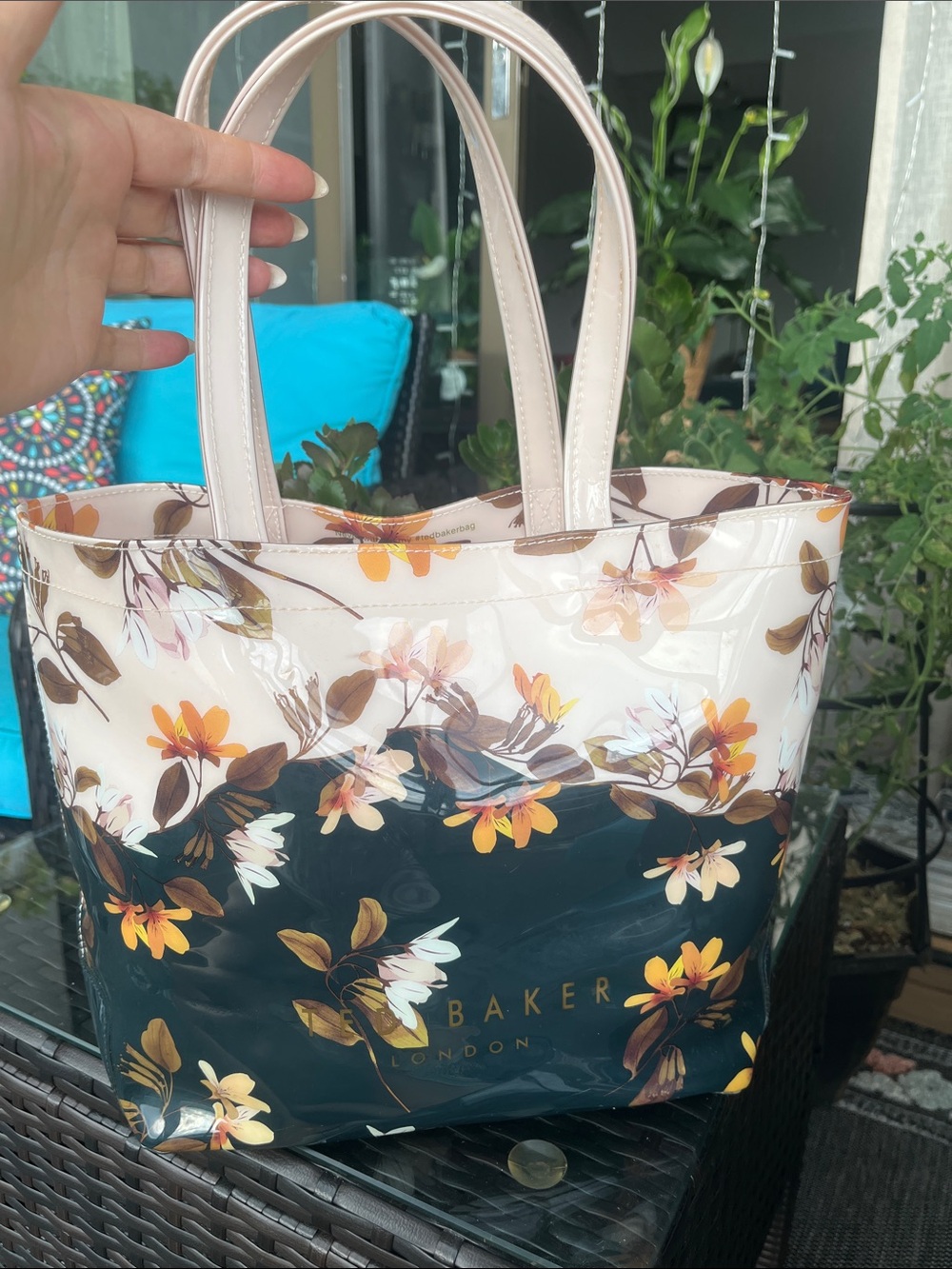 Ted Baker London Beautiful handbag